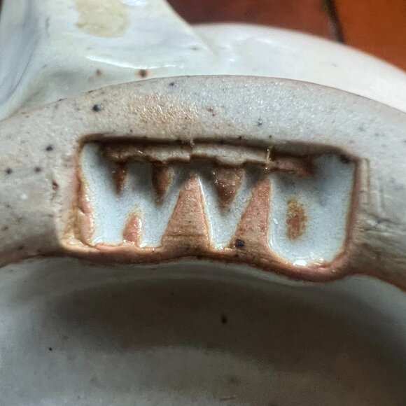 Handcrafted Beige Speckled Drip Glazed Earth Tone Studio Art Pottery Cup Mug - Picture 12 of 12